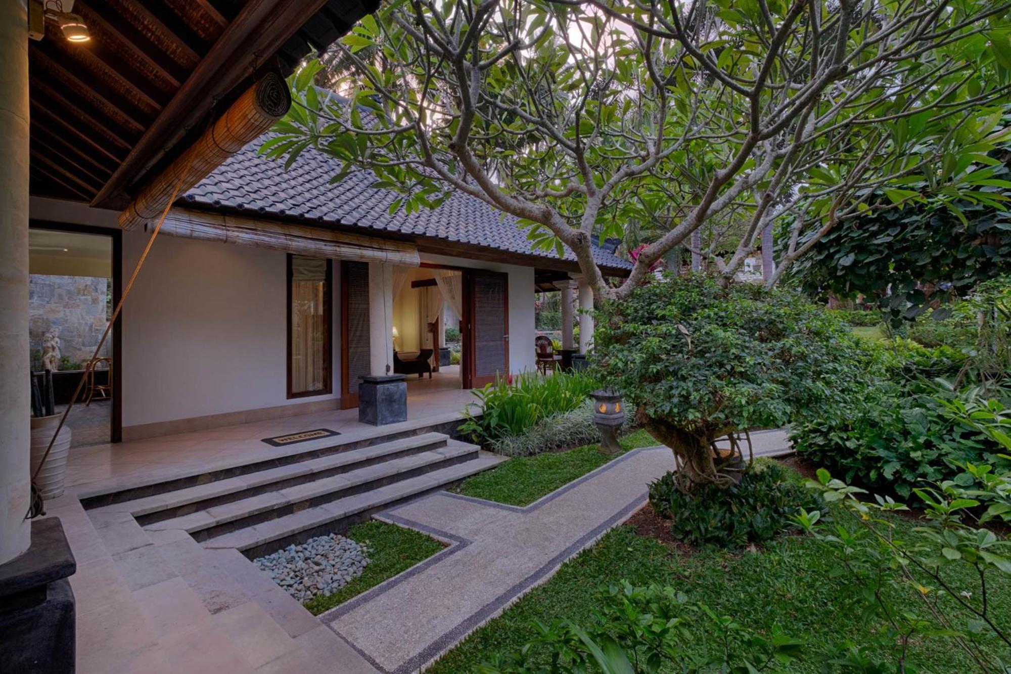 Kutus Kutus Saba Beach Villa 요그야카르타 외부 사진