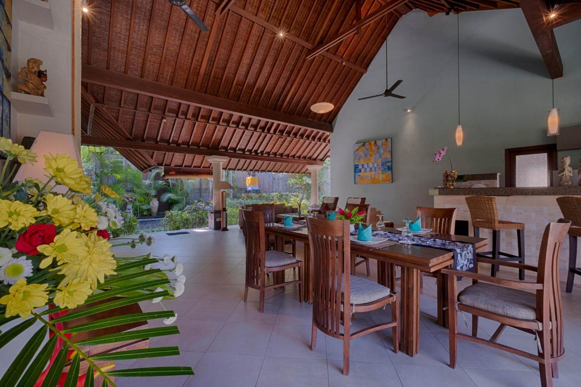 Kutus Kutus Saba Beach Villa 요그야카르타 외부 사진
