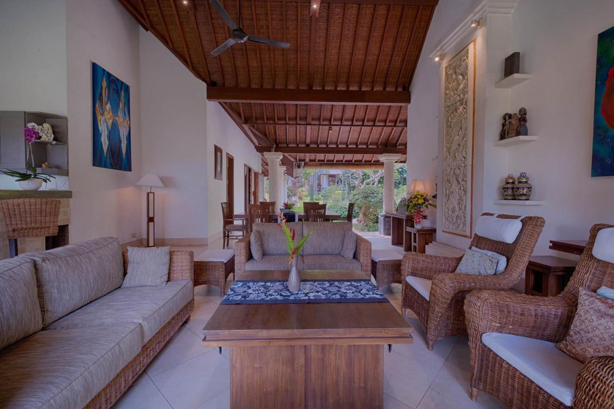 Kutus Kutus Saba Beach Villa 요그야카르타 외부 사진